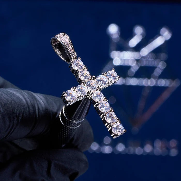 Classy Jewels Moissanite Cross Pendant - 925 Silver - D Colour - VVS1