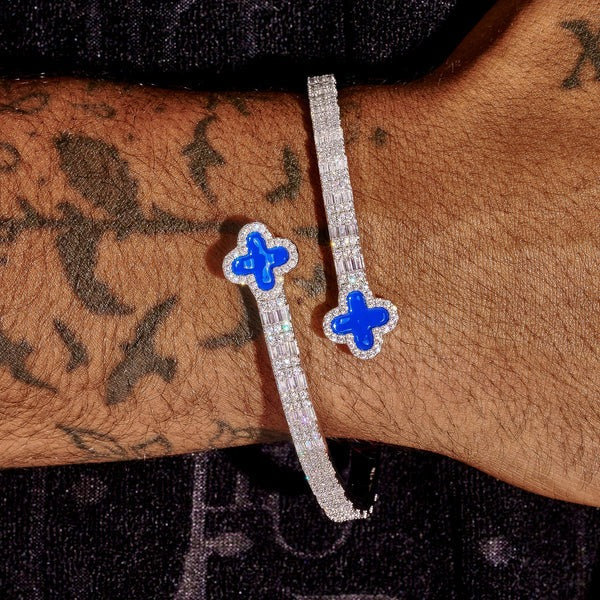 8MM Blue Motif Baguette Bangle - White Gold