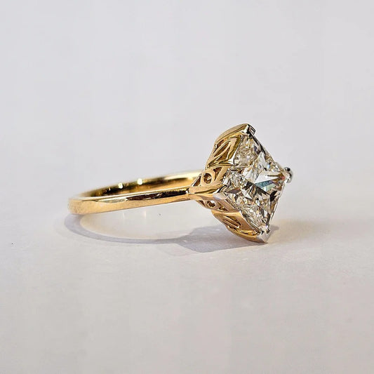 Classy Jewels 2 Ct Petals Lily Cut Solitaire Ring