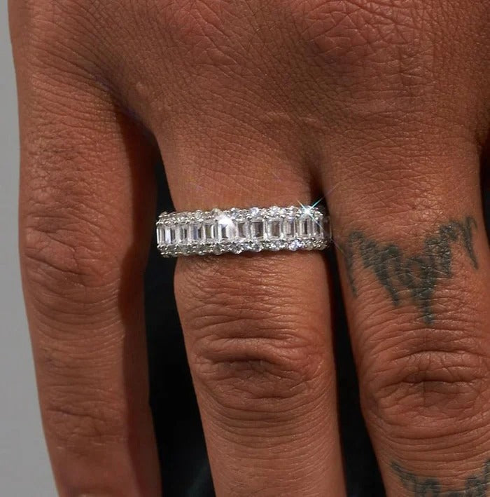 CLASSY JEWELS Baguette Prong Moissanite Band Ring - 925 Silver - D Colour - VVS1