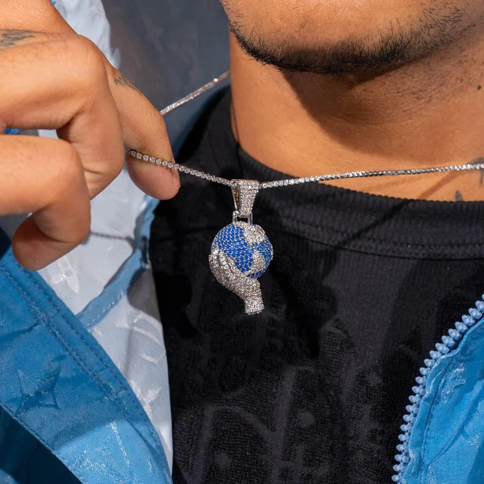 World In Your Hands Moissanite Pendant - 925 Silver - D Colour - VVS1