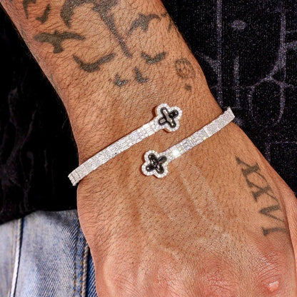 8MM Black Motif Baguette Bangle - White Gold