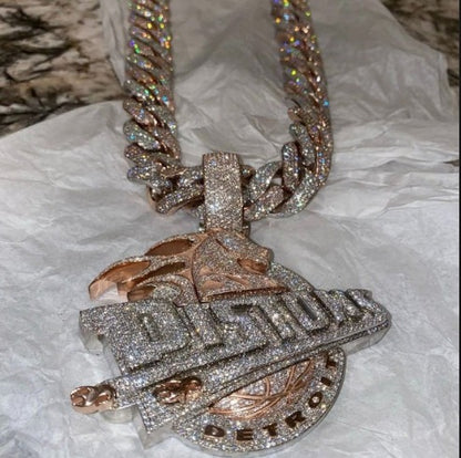 10K Solid Rose Gold and Moissanite Diamond 15.00 CT Horse Detroit Pendant without Chain, Chunky pendant