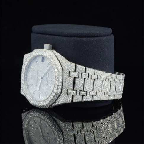 Marvellous Moissanite Diamond Watch With Swiss Automatic Movement