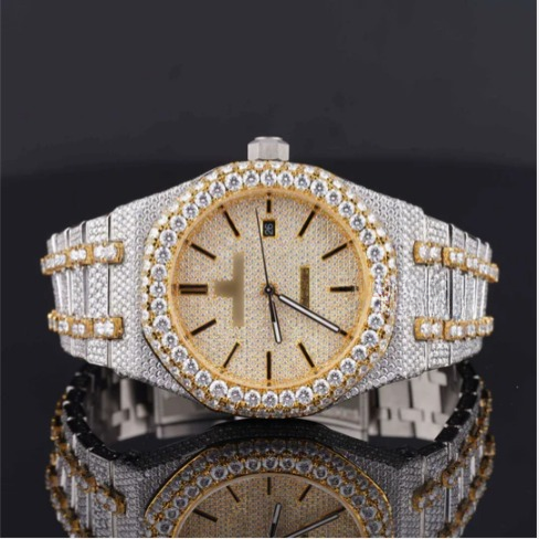 Fabulous Iced Out Automatic Analog Moissanite Diamond Watch