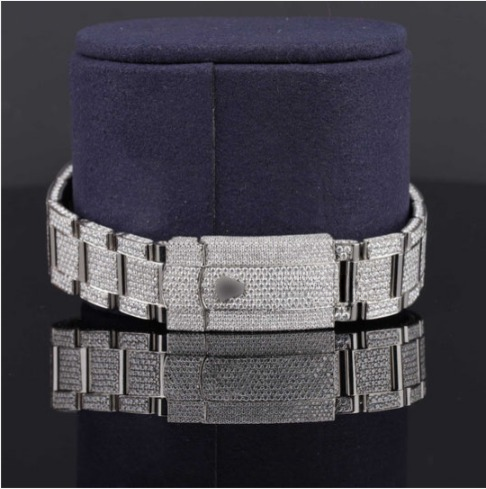 Professional Style Iced Out Automatic Moissanite Watch