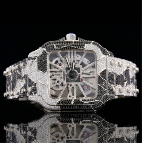 Luxury Aesthetic Snake Skin Pattern Iced Out Moissanite Watch
