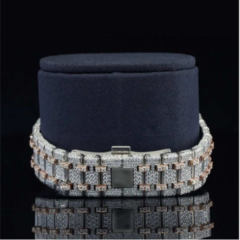Fashionable Moissanite Watch Diamond Iced Out Automatic Movement For Men