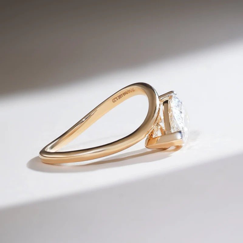 Classy Jewels Sirena 1.7 Ct Pear Solitaire Ring