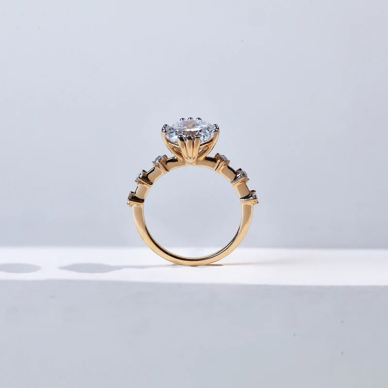 Classy Jewels Aura 2.6 Ct Portuguese Solitaire Ring