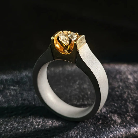 Classy Jewels 0.5 Ct Obsidian Flame Titanium Ring